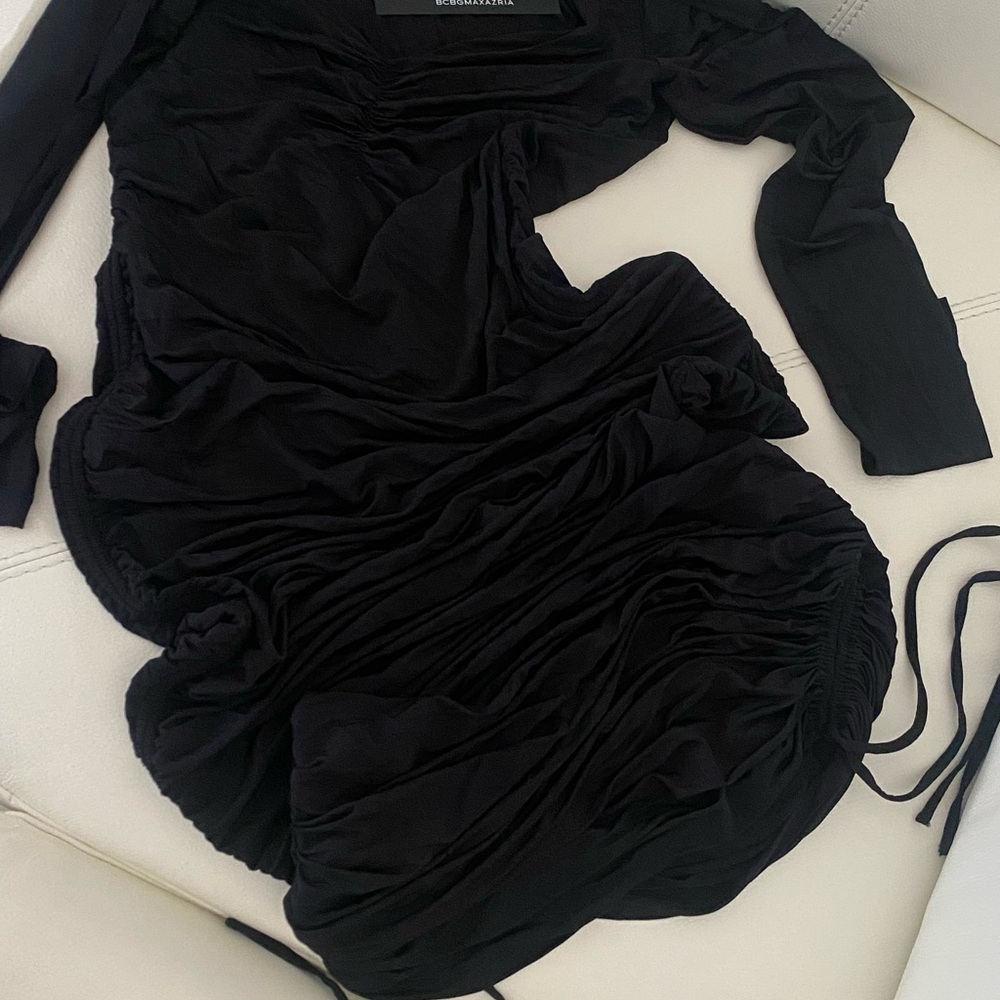 Elegant Black Ruched Dress